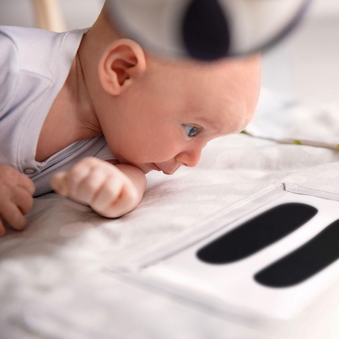 baby tummy time